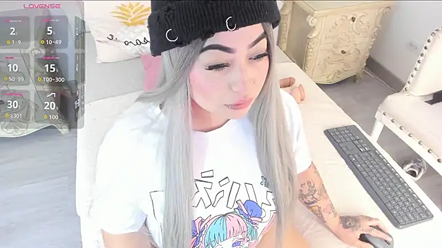 MeganStar   online show from 14, 10, 2025