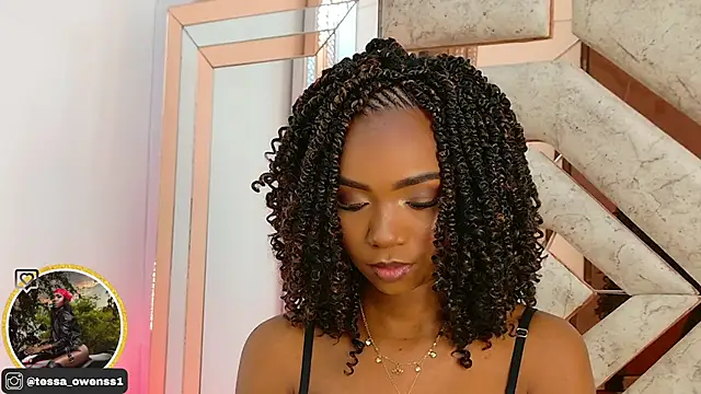 Tessa Owenss online show from 27, 10, 2025