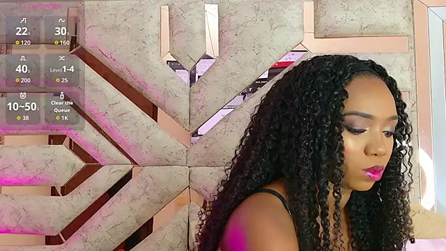 Tessa Owenss online show from 26, 4, 2026