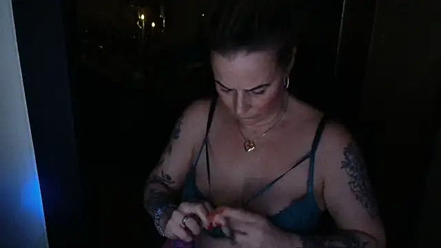 Mrs-Aurora online show from 18, 3, 2026