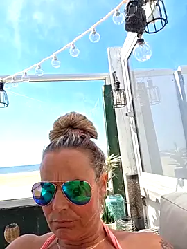 Mrs-Aurora online show from 28, 5, 2026