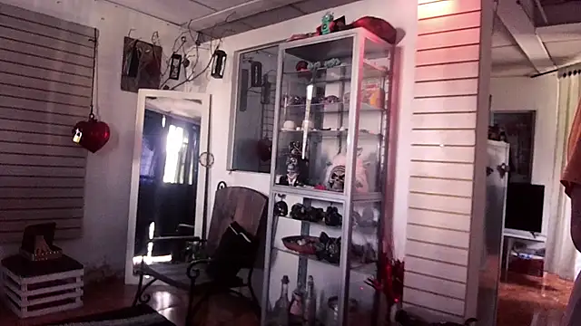 xinamora online show from 22, 10, 2025