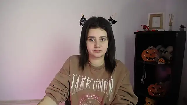 Snapshot of Katrin_kiss_ chatting on 10, 11, 2025 Katrin kiss online show from 10, 11, 2025