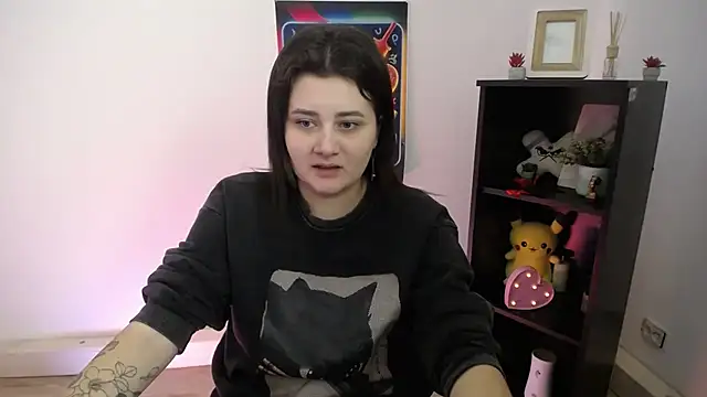 Snapshot of Katrin_kiss_ chatting on 28, 10, 2025 Katrin kiss online show from 28, 10, 2025