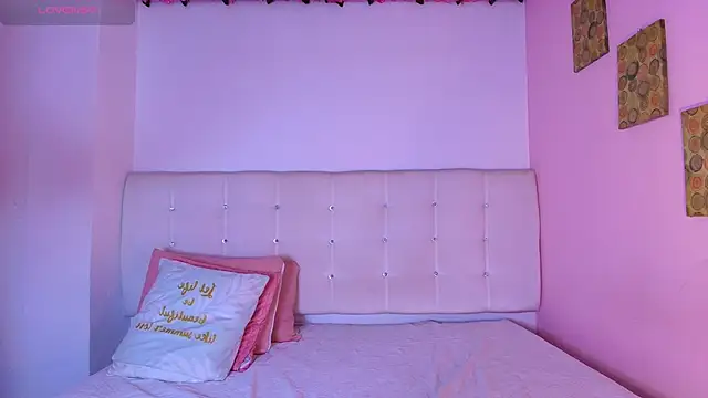 lilyth bloom online show from 6, 2, 2026