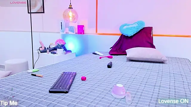 DollyBrowncc online show from 9, 3, 2026