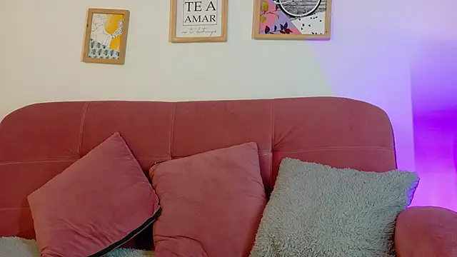 Karina2Smith online show from 6, 3, 2026