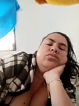 yaneth  online show from 8, 10, 2025