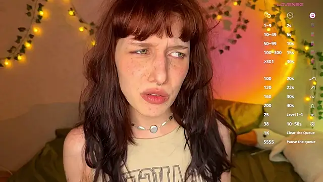 LeelooYolo online show from 5, 6, 2026
