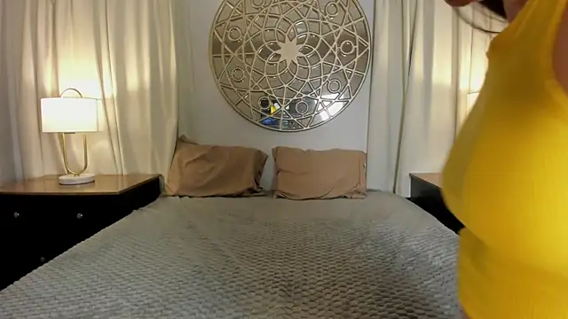 Bambi cutee online show from 22, 10, 2025