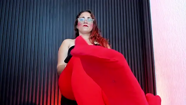 MissKathyfox online show from 5, 12, 2025