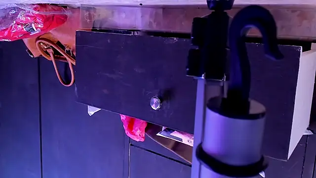 MissKathyfox online show from 29, 10, 2025