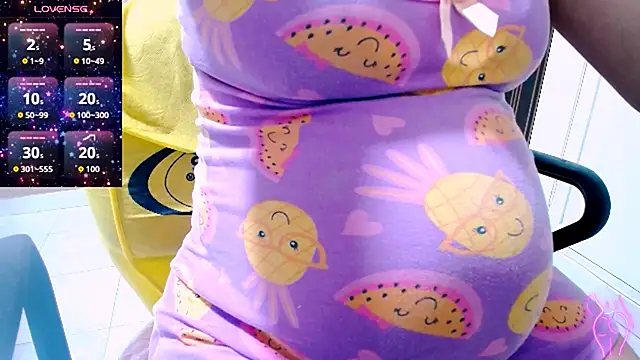 charlothee12 online show from 9, 10, 2025