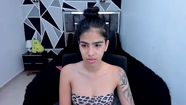 valeria-duarte online show from 5, 4, 2026