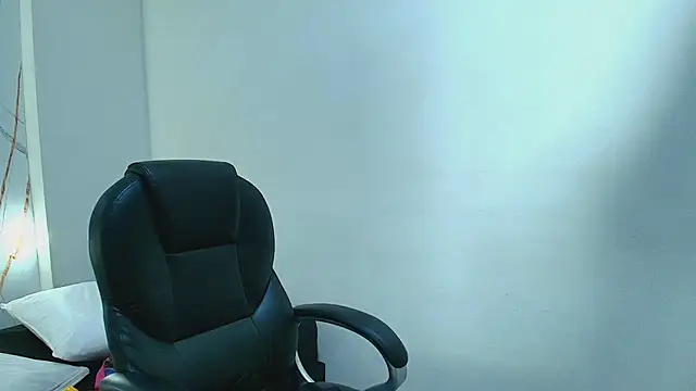 Karla hilton1 online show from 21, 9, 2025