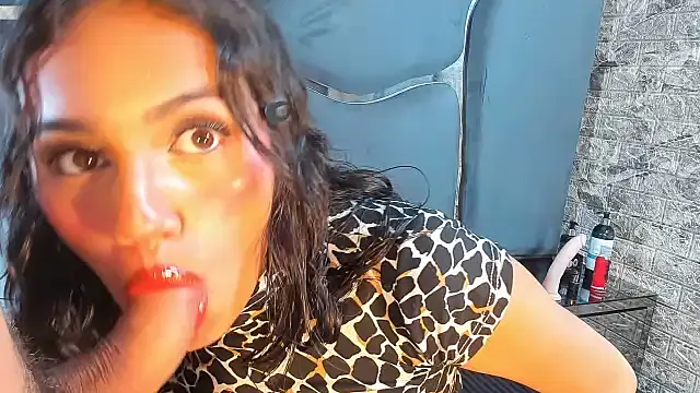 Afroditahh online show from 18, 4, 2026