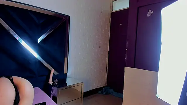 Snapshot of Afroditahh chatting on 5, 10, 2025 Afroditahh online show from 5, 10, 2025