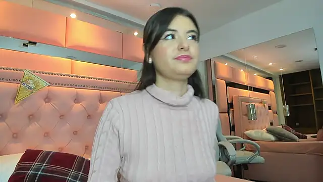 LiliCarterm online show from 16, 9, 2025