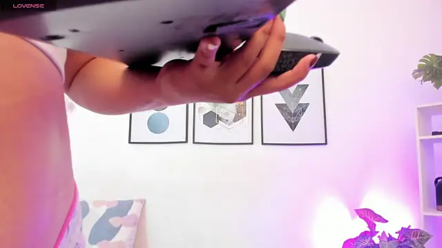 yunna7 online show from 2, 10, 2025