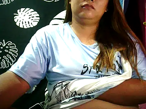 Snapshot of yuana25 chatting on 19, 6, 2026 yuana25 online show from 19, 6, 2026