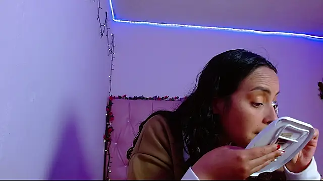 manumeow1 online show from 22, 12, 2025