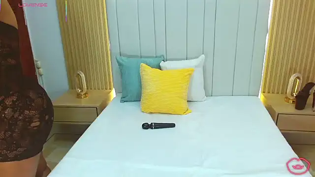 WildScarlet online show from 27, 10, 2025