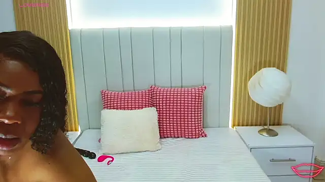 WildScarlet online show from 27, 9, 2025