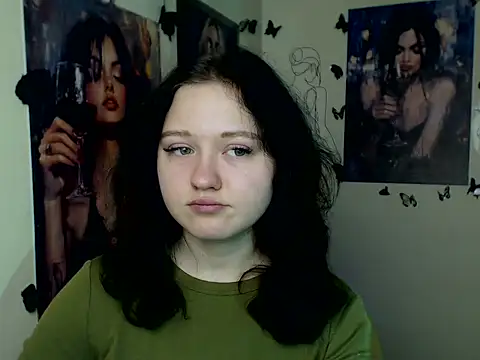 Snapshot of LadyAlice_ chatting on 5, 12, 2025 LadyAlice online show from 5, 12, 2025