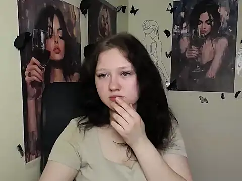 LadyAlice  online show from 7, 4, 2026