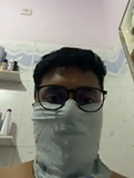 Snapshot of VVcouple chatting on 6, 4, 2026 VVcouple online show from 6, 4, 2026