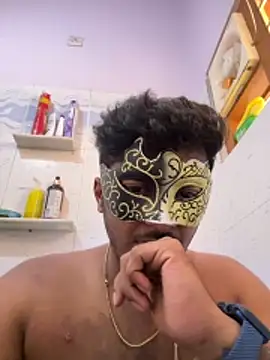 Snapshot of VVcouple chatting on 7, 11, 2025 VVcouple online show from 7, 11, 2025