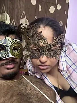 Snapshot of VVcouple chatting on 28, 10, 2025 VVcouple online show from 28, 10, 2025