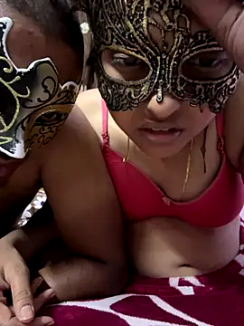 Snapshot of VVcouple chatting on 27, 11, 2025 VVcouple online show from 27, 11, 2025