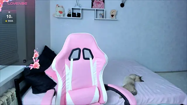 MiaScarlettt online show from 3, 10, 2025