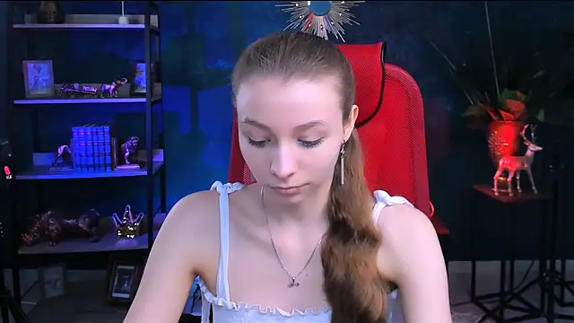 JulieDaniel online show from 6, 5, 2026