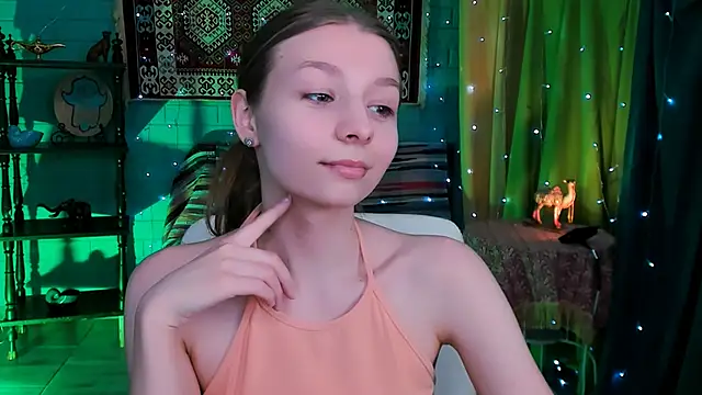 JulieDaniel online show from 11, 3, 2026