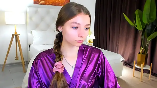 JulieDaniel online show from 25, 9, 2025