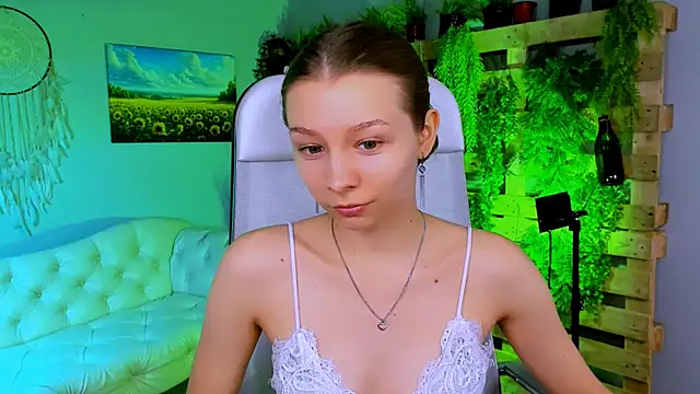 JulieDaniel online show from 25, 11, 2025