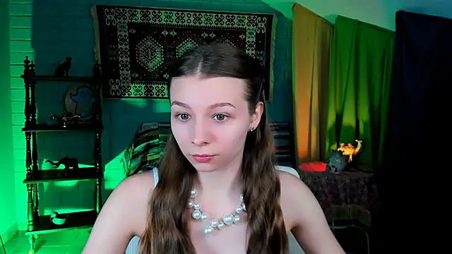 JulieDaniel online show from 13, 11, 2025