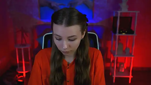 JulieDaniel online show from 24, 9, 2025