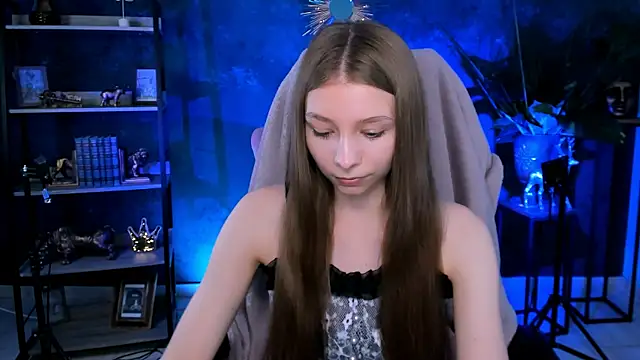 Snapshot of JulieDaniel chatting on 18, 6, 2026 JulieDaniel online show from 18, 6, 2026