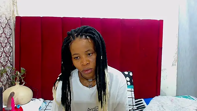 SexyChantyBabe25 online show from 20, 10, 2025