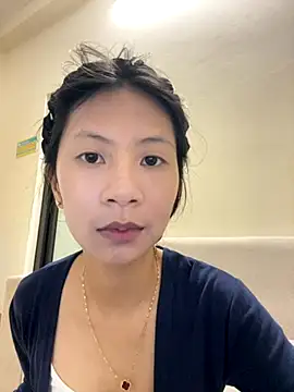 Snapshot of Lil-Gi chatting on 1, 10, 2025 Lil-Gi online show from 1, 10, 2025