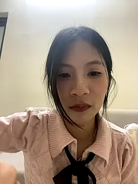 Snapshot of Lil-Gi chatting on 19, 9, 2025 Lil-Gi online show from 19, 9, 2025