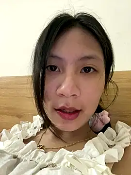 Snapshot of Lil-Gi chatting on 15, 9, 2025 Lil-Gi online show from 15, 9, 2025