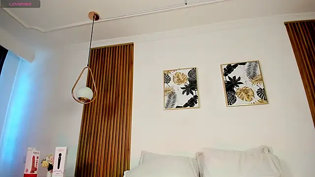 NicolWhite online show from 11, 1, 2026