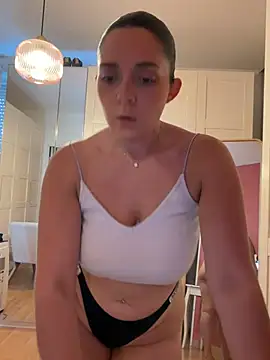 chloedlm5 online show from 12, 7, 2026