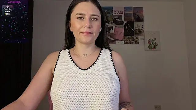 Veronika  Winslow  online show from 16, 6, 2026