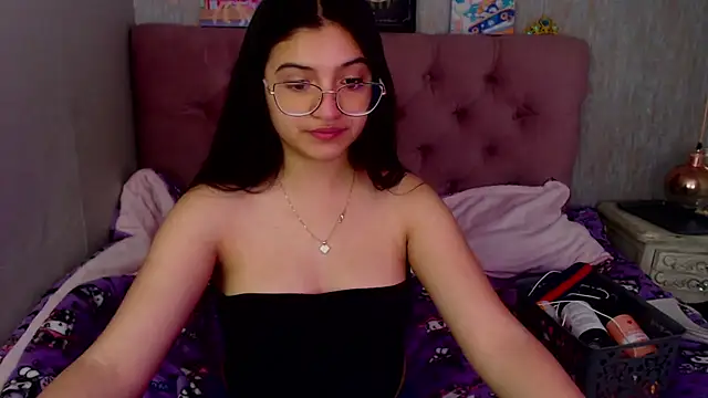 laurenelove online show from 15, 9, 2025