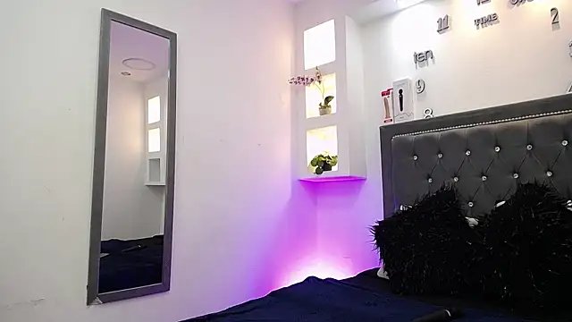 Snapshot of MelissaRhodes chatting on 15, 9, 2025 MelissaRhodes online show from 15, 9, 2025